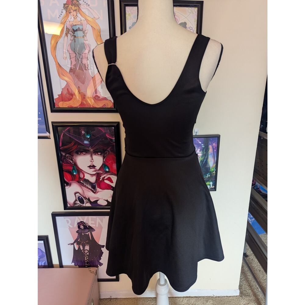 Boohoo Black Skater Dress Sz 6 - Picture 2 of 2